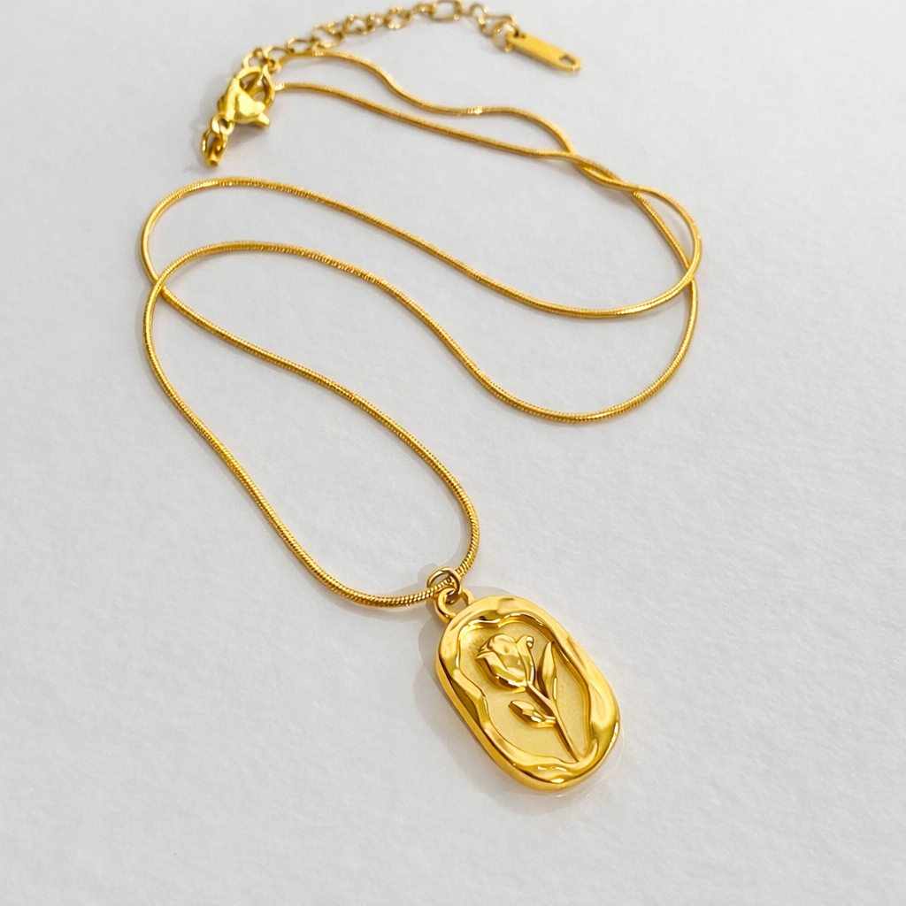 Colar Élance Banhado a Ouro 18K