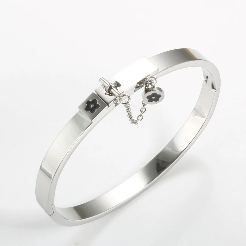 Bracelete Cadeado Banhado em Ouro 18K